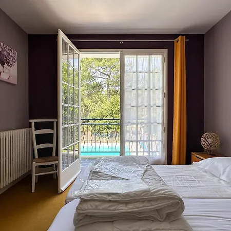 Avec Grande Piscine, 6 Chambres, Tennis, Privée - La Palmyre - Fr-1-705-83 Villa Les Mathes