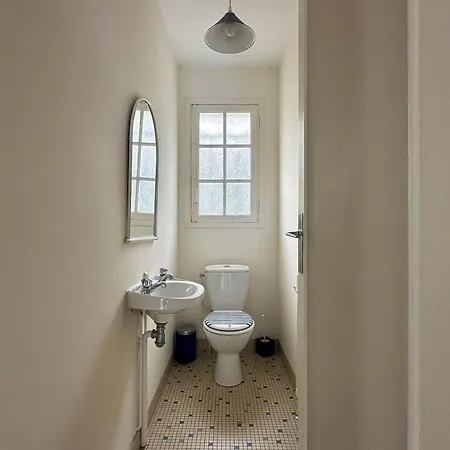 Vila Spacieuse Avec Piscine Et Jardin Pour 15 Pers. - Fr-1-705-83
