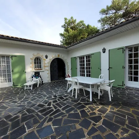 Avec Grande Piscine, 6 Chambres, Tennis, Privee - La Palmyre - Fr-1-705-83 Les Mathes