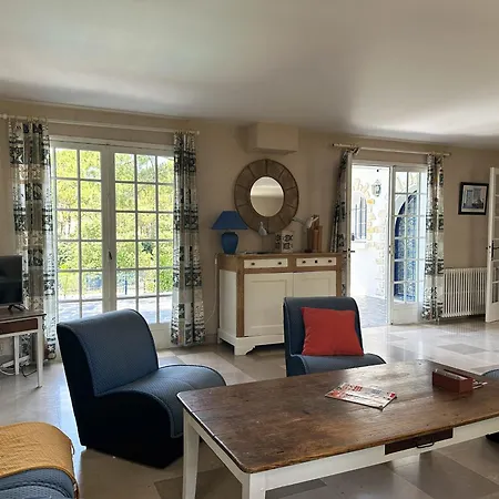 Avec Grande Piscine, 6 Chambres, Tennis, Privee - La Palmyre - Fr-1-705-83