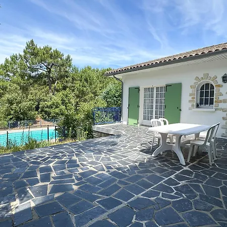 Avec Grande Piscine, 6 Chambres, Tennis, Privee - La Palmyre - Fr-1-705-83 Villa