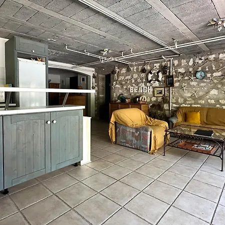 Avec Grande Piscine, 6 Chambres, Tennis, Privee - La Palmyre - Fr-1-705-83 לס מתה